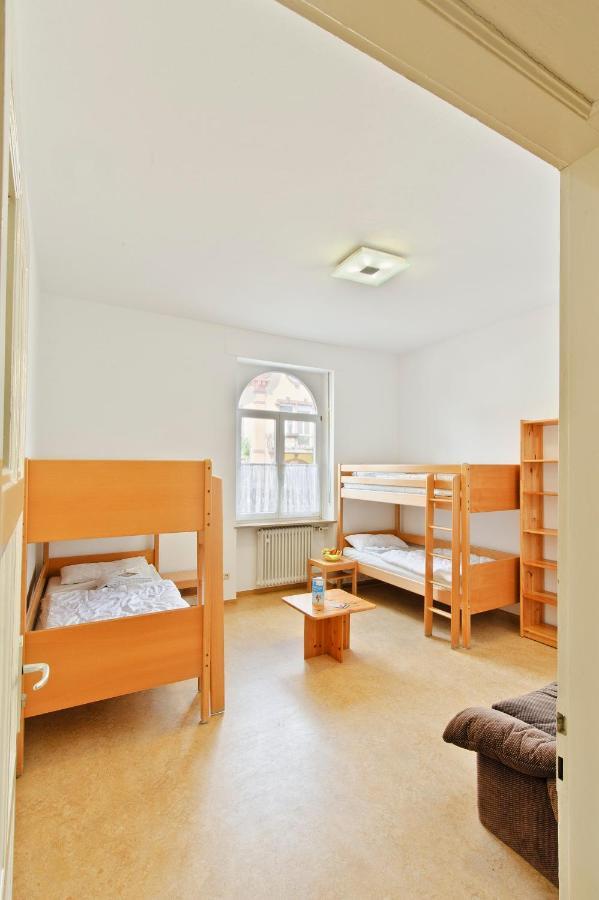 Jugendhaus St. Kilian Hostel Miltenberg Exterior photo